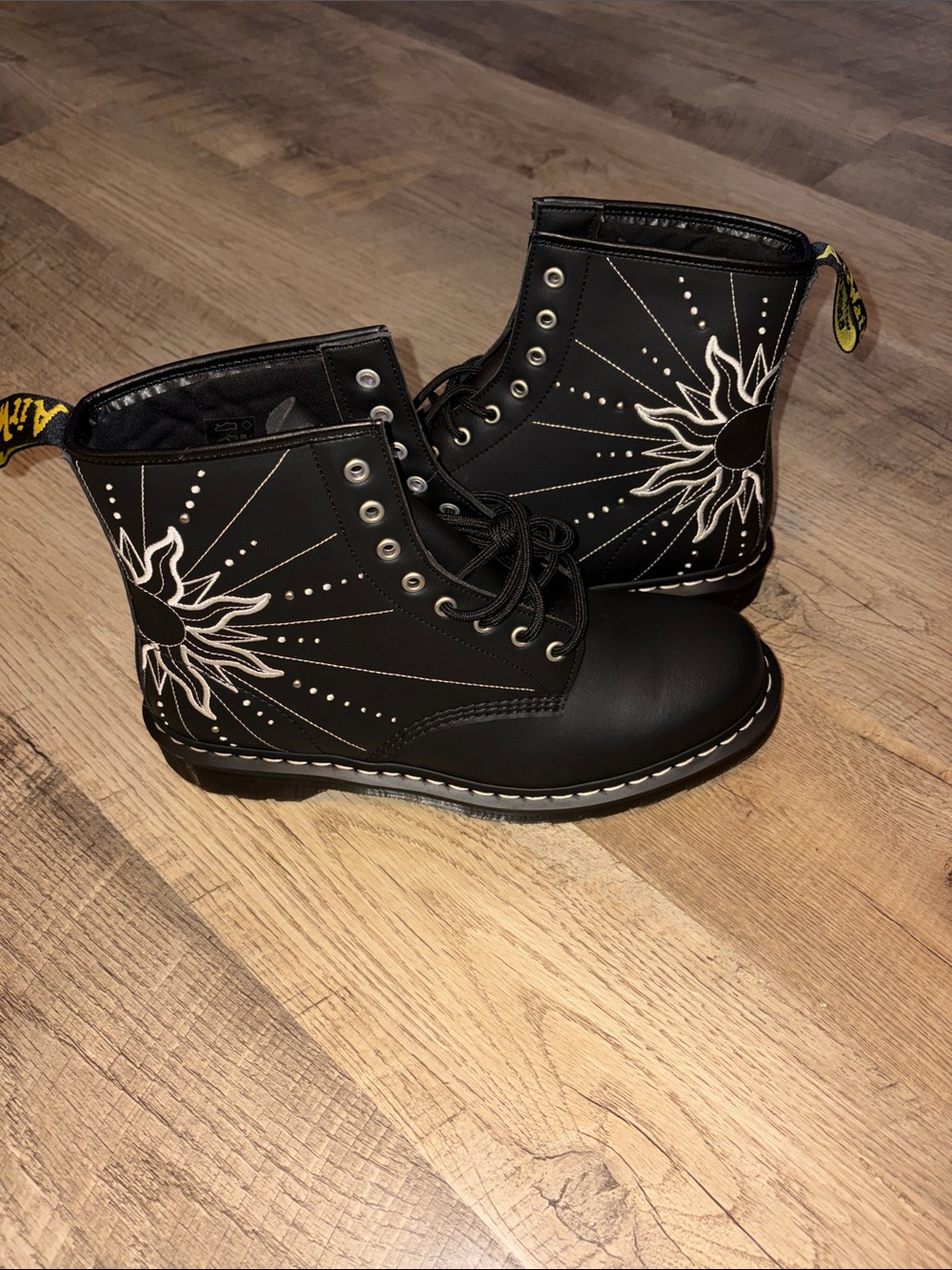 Dr. Martens Jadon Hi Solar Flare Embroidered Lace-Up Boots Sz 12